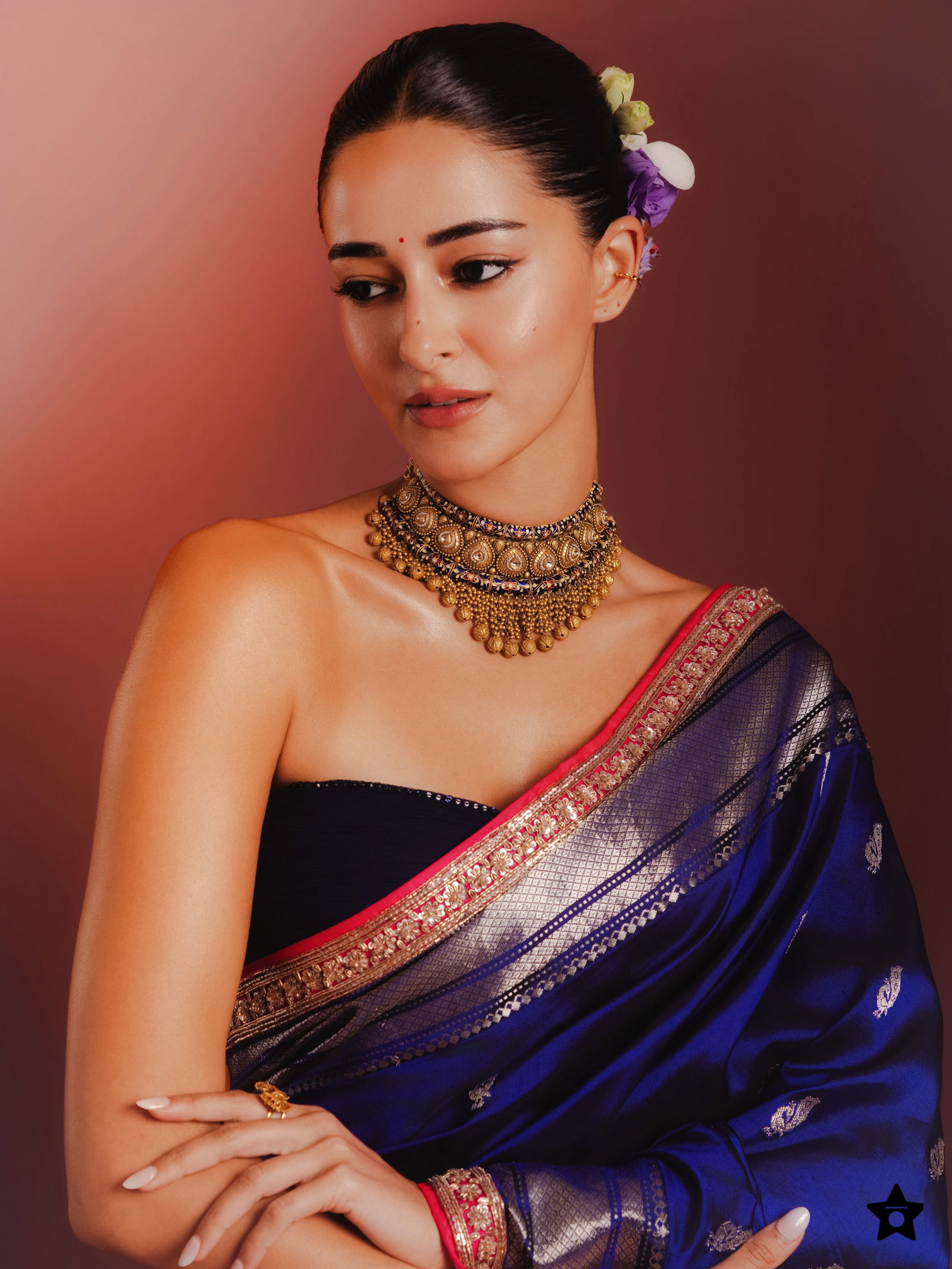 Ananya Panday Stuns In Manish Malhotra's Contemporary Take On The Paithani