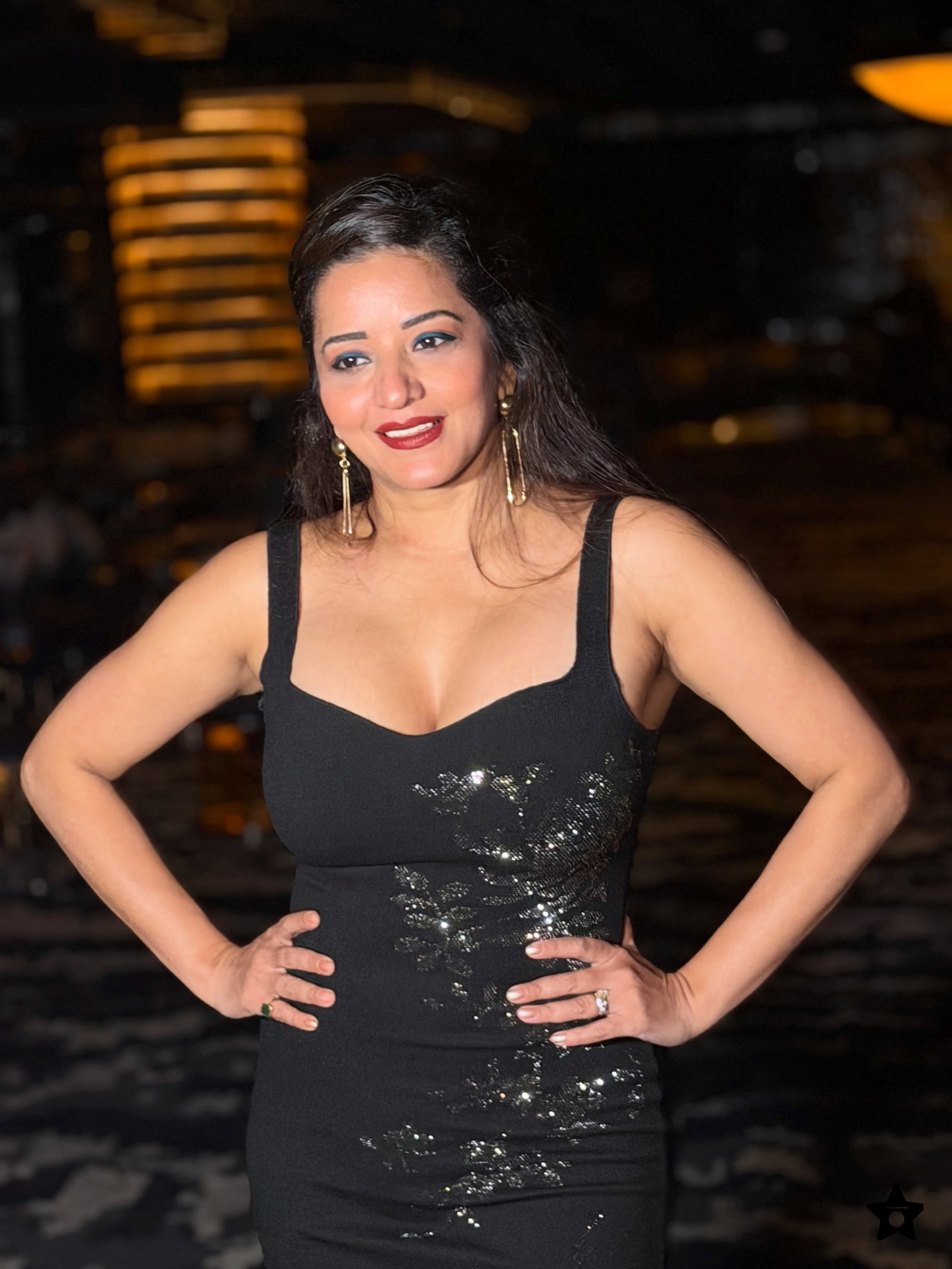 Monalisa Steals the Spotlight in Her Elegant Black Dress