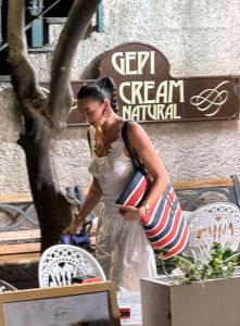 Dua Lipa Out for Ice Cream at Gepi in Portofino — August 16, 2026 29 Dua Lipa Out for Ice Cream at Gepi in Portofino — August 16, 2026