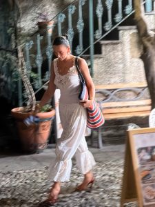 Dua Lipa Out for Ice Cream at Gepi in Portofino — August 16, 2026 27 Dua Lipa Out for Ice Cream at Gepi in Portofino — August 16, 2026