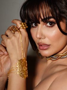 Kangna Sharma Sets Fashion Goals in a Stunning Black Gown 35 Kangna Sharma Sets Fashion Goals in a Stunning Black Gown
