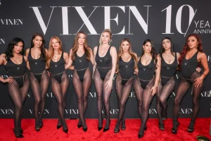 Kendra Sunderland Wears a Black Bodysuit at Vixen 10th Anniversary Event 28 Kendra Sunderland Wears a Black Bodysuit at Vixen 10th Anniversary Event