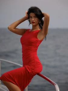 Liza Makhu Photoshoot Uses Red as the Dress in One Look and the Accent in Another 31 Liza Makhu Photoshoot Uses Red as the Dress in One Look and the Accent in Another