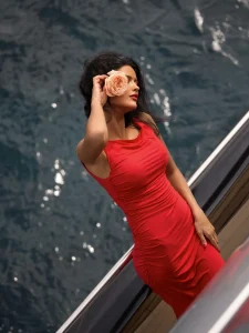 Liza Makhu Photoshoot Uses Red as the Dress in One Look and the Accent in Another 33 Liza Makhu Photoshoot Uses Red as the Dress in One Look and the Accent in Another