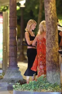 Margot Robbie Black Midi Skirt Look in Paris – August 15, 2026 30 Margot Robbie Black Midi Skirt Look in Paris – August 15, 2026