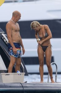 Rita Ora and Lady Mary Charteris in Bikinis at a Yacht in Ibiza – 08/11/2026 31 Rita Ora and Lady Mary Charteris in Bikinis at a Yacht in Ibiza – 08/11/2026