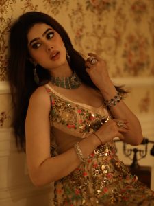 Riva Arora's New Look Is All About Sparkle, Playfulness and Statement Style 31 Riva Arora's New Look Is All About Sparkle, Playfulness and Statement Style