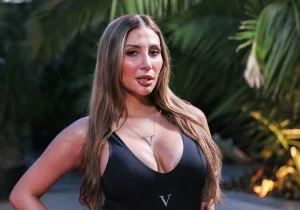 Vanna Bardot Wears a Black Bodysuit at Vixen 10th Anniversary Event 28 Vanna Bardot Wears a Black Bodysuit at Vixen 10th Anniversary Event