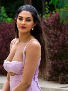 Manmeet Kaur Virk Looks Ethereal in Light Pink Dress – Latest Photoshoot