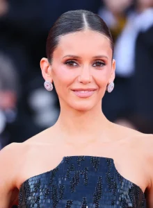 Nina Dobrev Wears Giorgio Armani Privé at Ink Screening in Venice 31 Nina Dobrev Wears Giorgio Armani Privé at Ink Screening in Venice